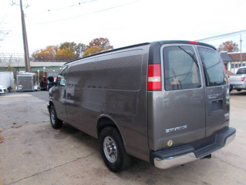 2011 GMC Savana 2500
