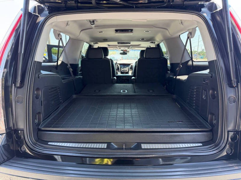 2019 Cadillac Escalade ESV Luxury