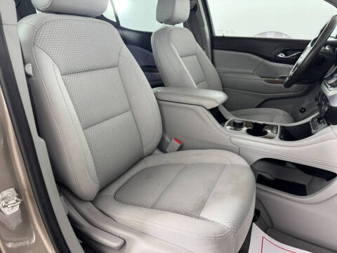 2022 GMC Acadia SLE