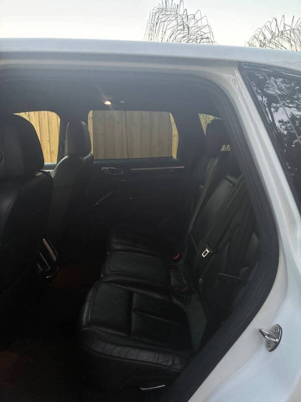 2012 Porsche Cayenne Tiptronic