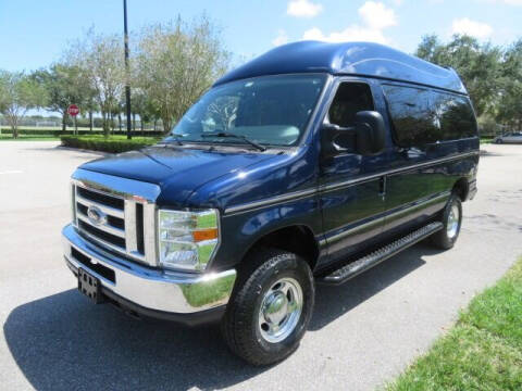 2011 Ford E-Series E-350 SD XLT