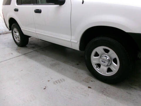 2003 Ford Explorer XLS