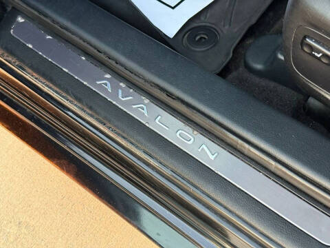 2014 Toyota Avalon XLE