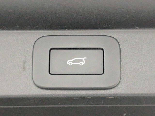 2023 Land Rover Range Rover P400 SE
