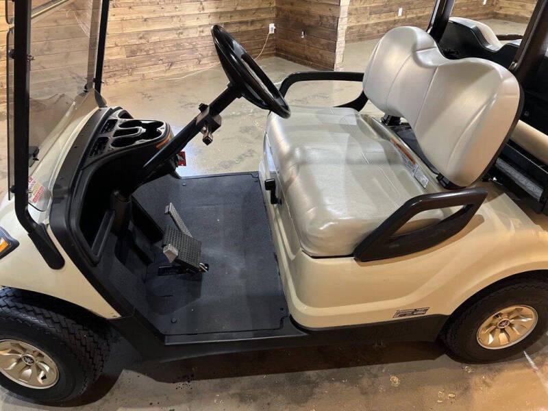 2016 Yamaha Golf Cart