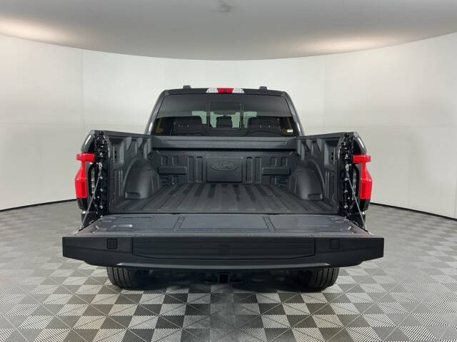 2025 Ford F-150 Lightning Platinum