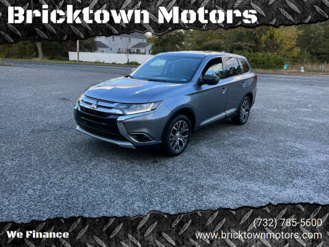 2017 Mitsubishi Outlander for sale at Bricktown Motors in Brick NJ