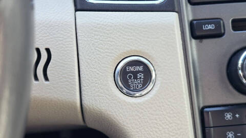 2011 Ford Taurus SEL