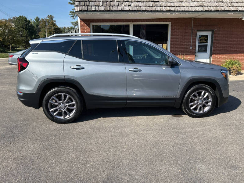 2023 GMC Terrain SLT