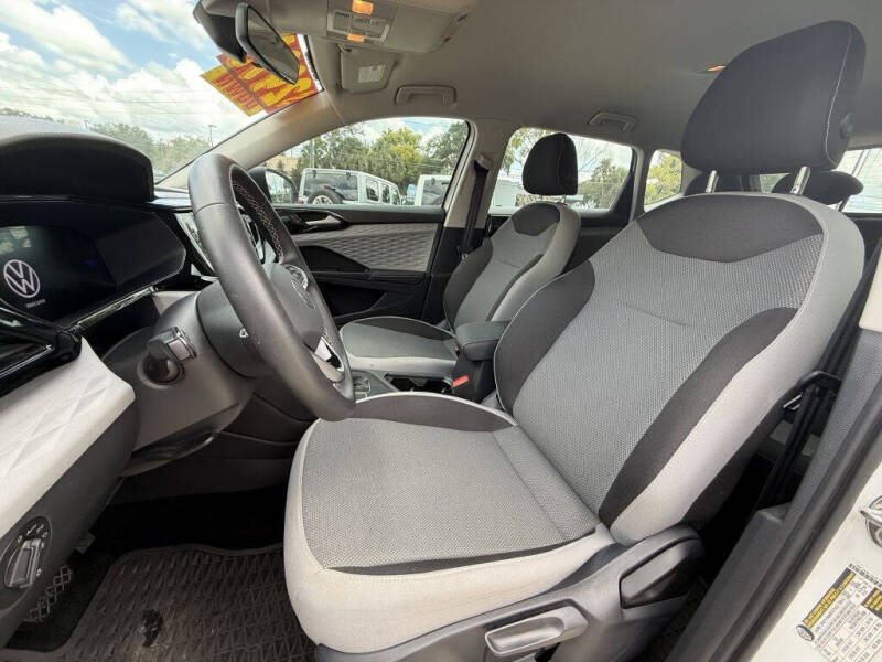 2024 Volkswagen Taos S