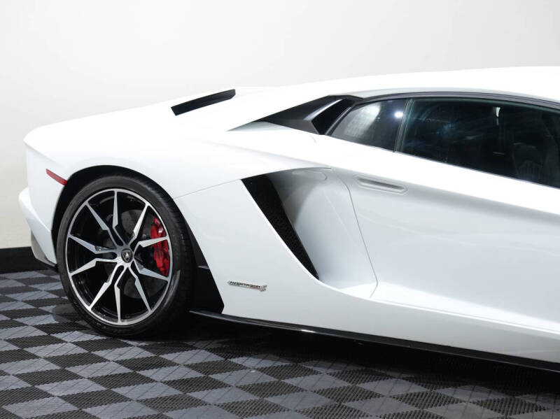 2018 Lamborghini Aventador LP 740-4 S