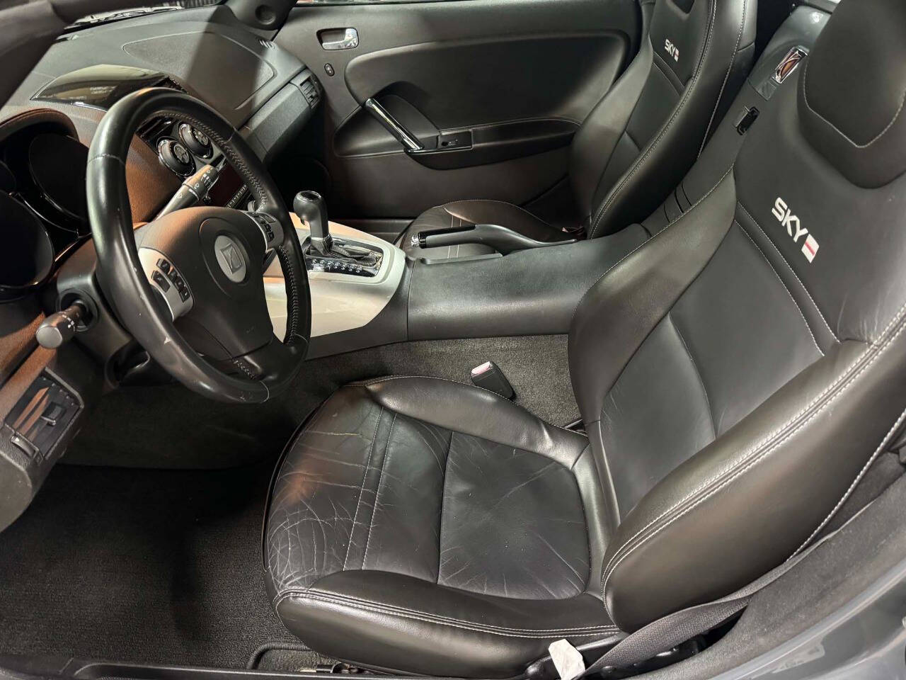 2008 Saturn SKY 2