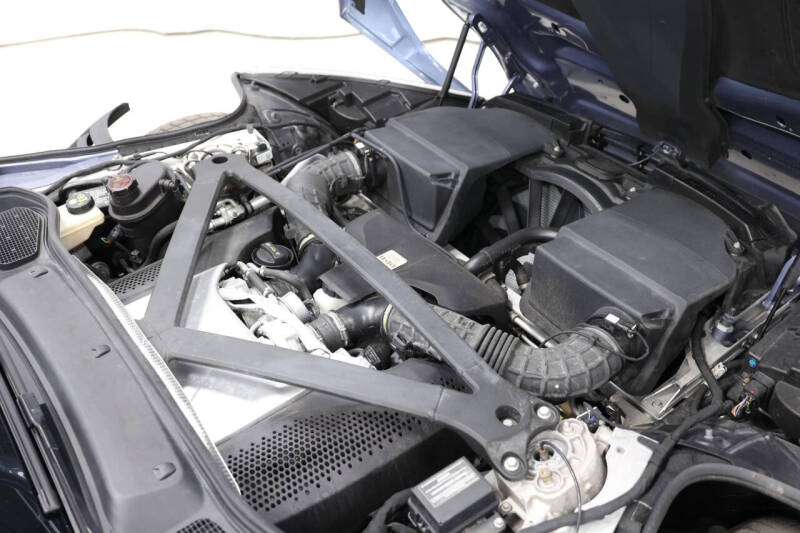 2019 Aston Martin DB11 V8