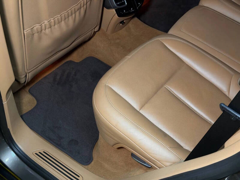 2014 Porsche Cayenne