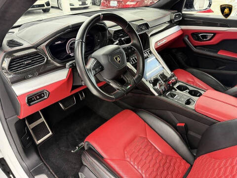 2021 Lamborghini Urus