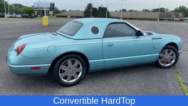 2002 Ford Thunderbird Deluxe