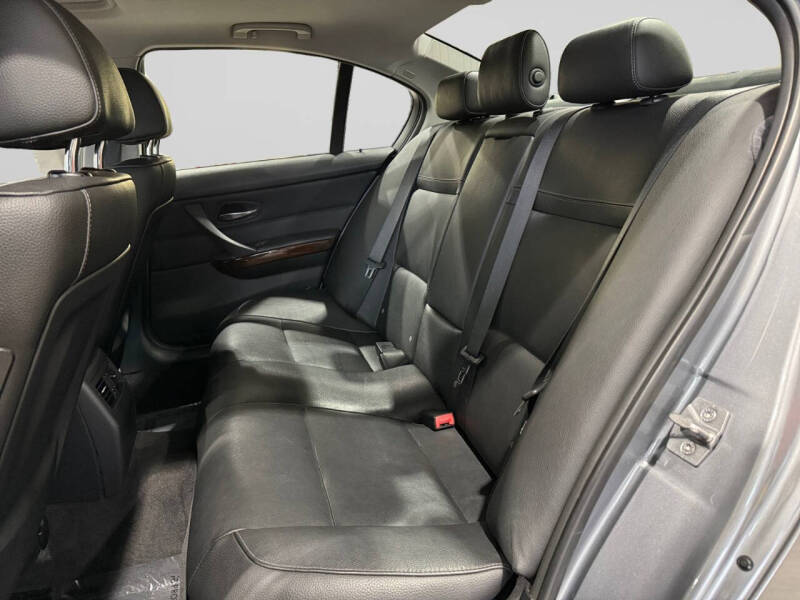 2011 BMW 3 Series 335i