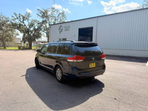 2011 Toyota Sienna XLE 8-Passenger