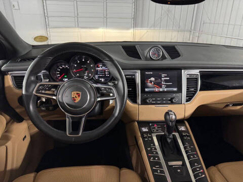 2018 Porsche Macan