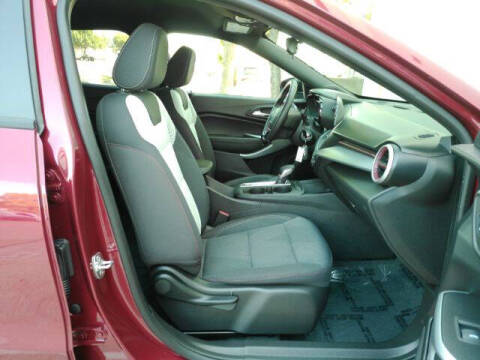 2025 Chevrolet Trax RS