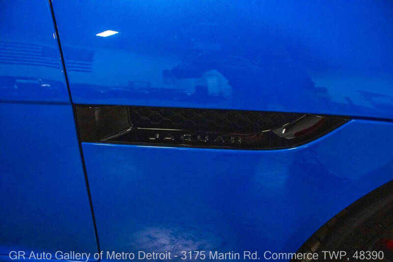 2020 Jaguar F-TYPE R