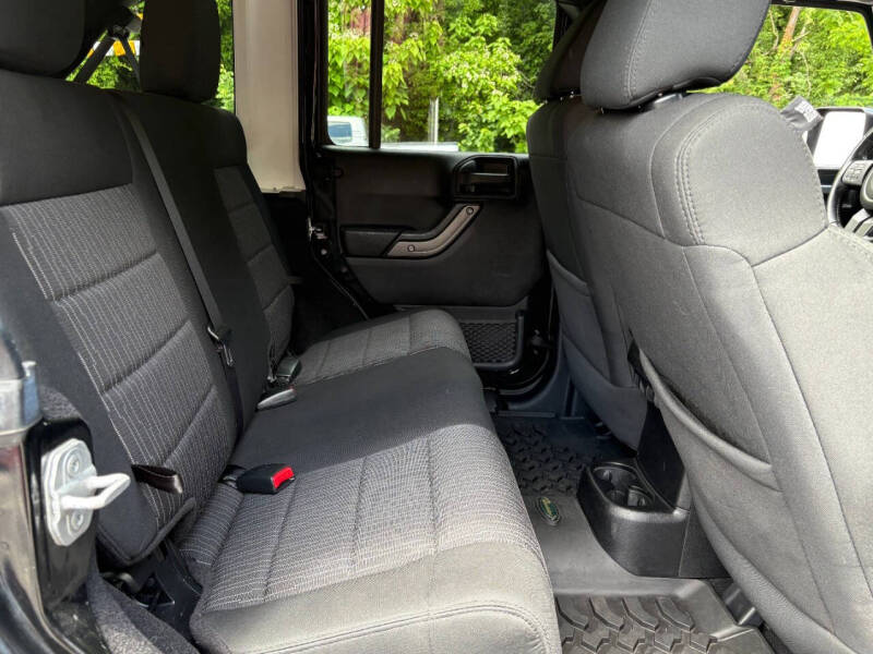 2012 Jeep Wrangler Unlimited Sport