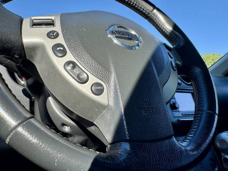 2011 Nissan Rogue SV