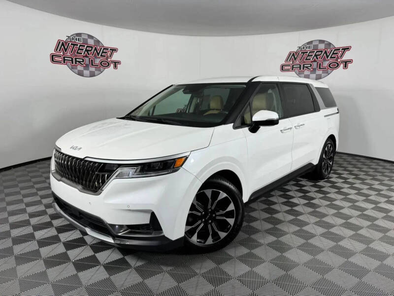 2024 Kia Carnival EX