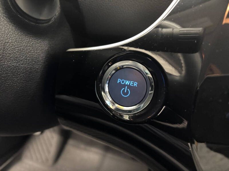 2021 Toyota Prius XLE