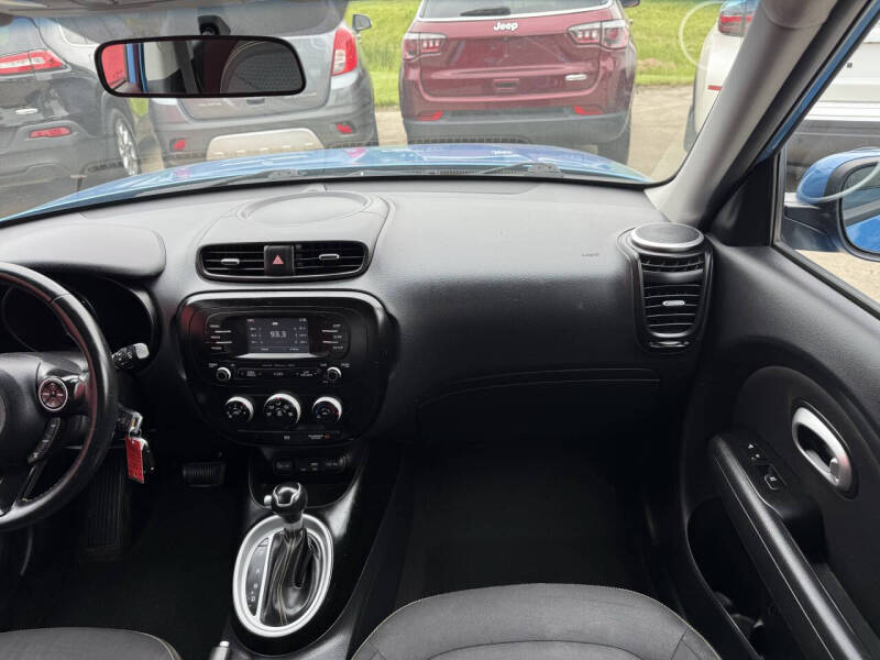 2016 Kia Soul +