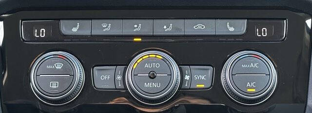 2024 Volkswagen Taos SE 4Motion