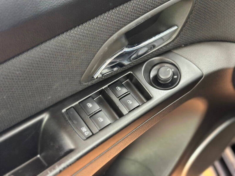 2011 Chevrolet Cruze LT