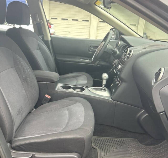 2011 Nissan Rogue S