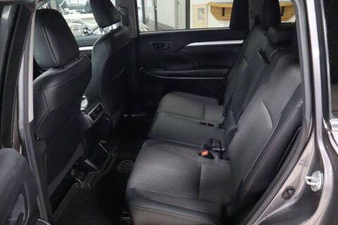 2017 Toyota Highlander LE Plus
