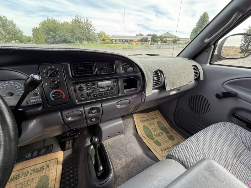 2000 Dodge Ram 2500 ST