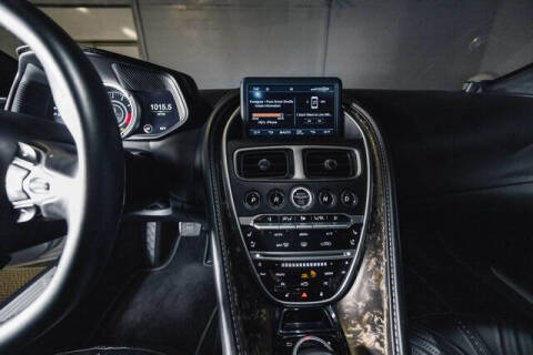 2017 Aston Martin DB11