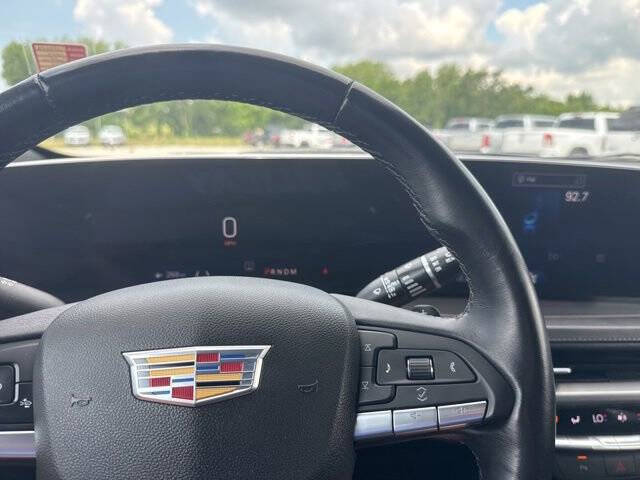2025 Cadillac XT4 Premium Luxury