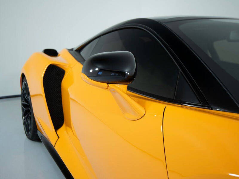 2025 McLaren GTS