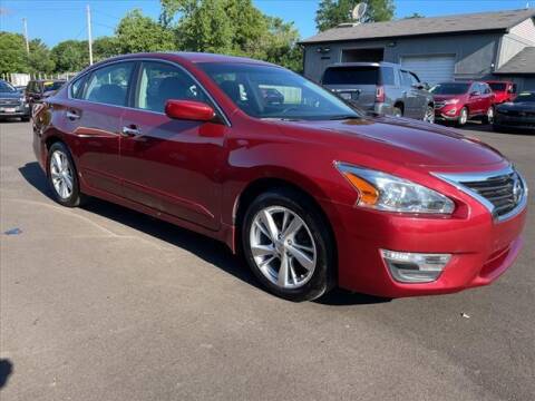 2013 Nissan Altima for sale at HUFF AUTO GROUP in Jackson MI
