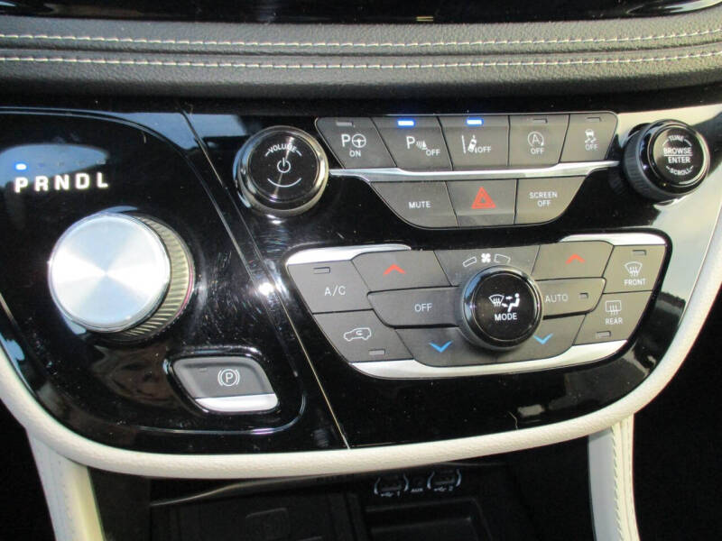 2022 Chrysler Pacifica Limited