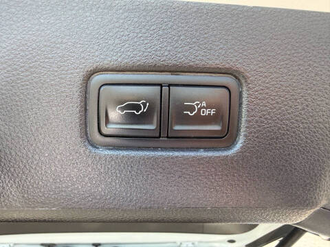 2024 Kia Carnival SX