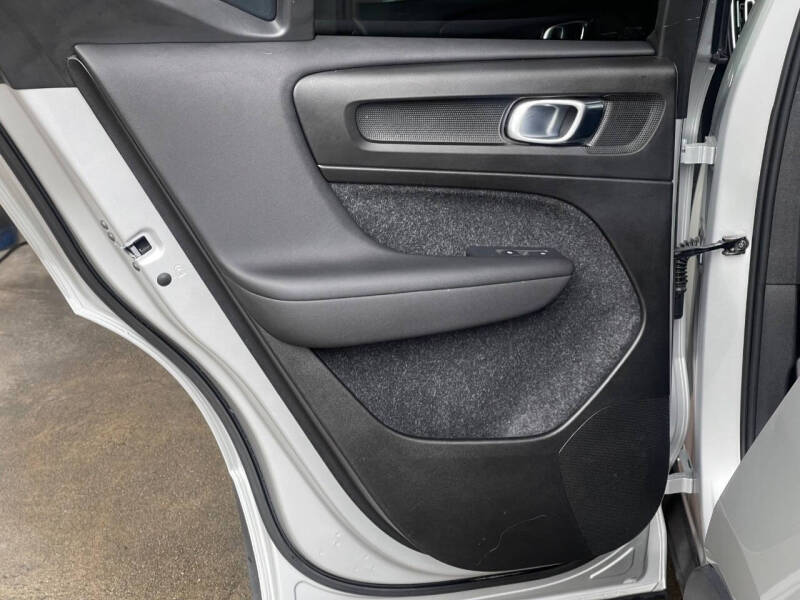 2019 Volvo XC40 T5 R-Design