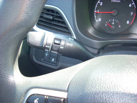 2022 Hyundai Accent SE