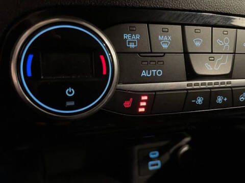 2021 Ford Escape Titanium