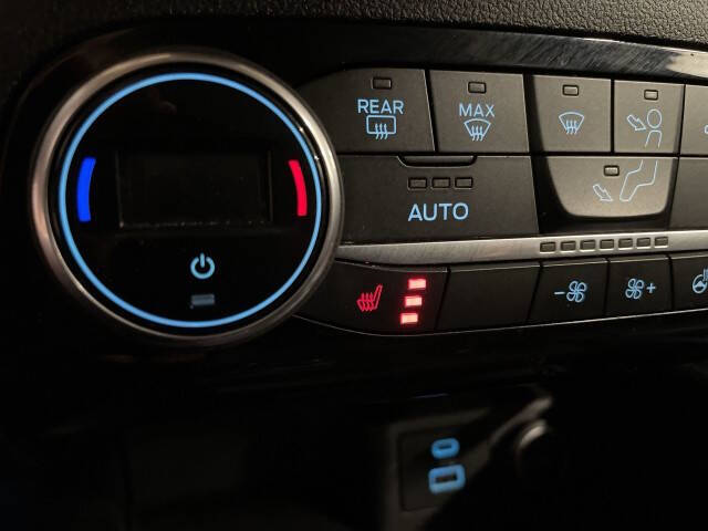 2021 Ford Escape Titanium