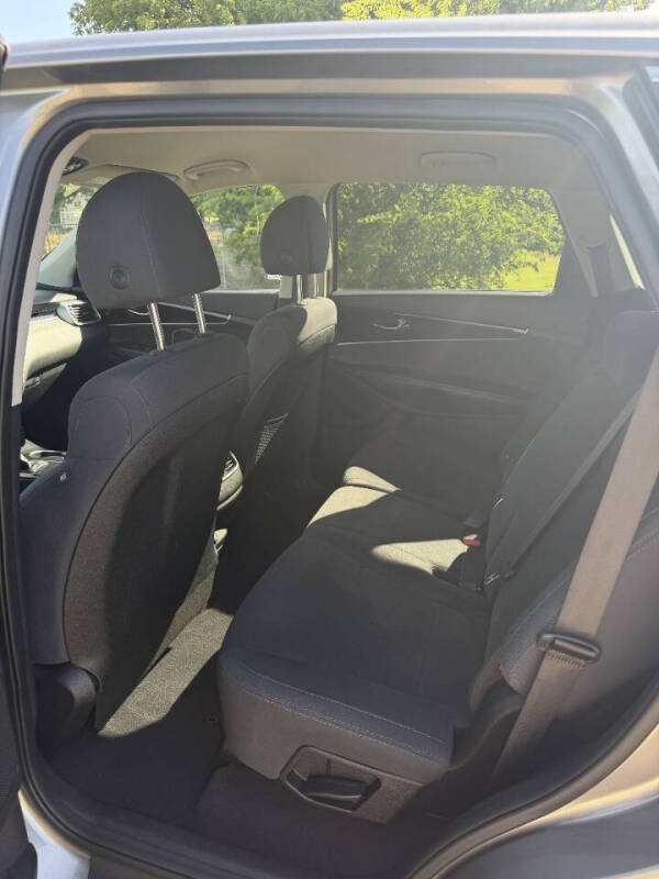 2019 Kia Sorento L
