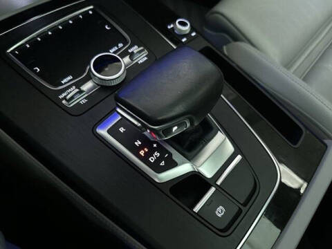 2019 Audi Q5 quattro Prestige 45 TFSI