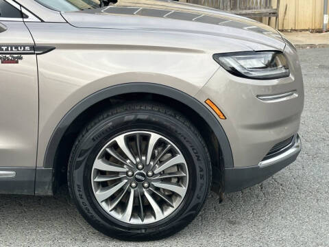 2021 Lincoln Nautilus Standard