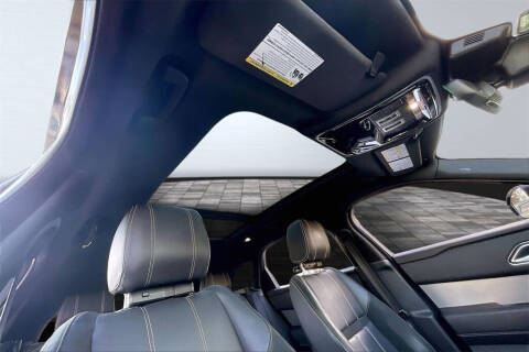 2019 Land Rover Range Rover Velar P250 R-Dynamic SE