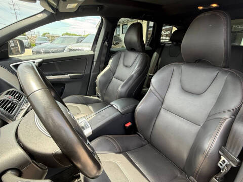 2016 Volvo XC60 T6 Drive-E